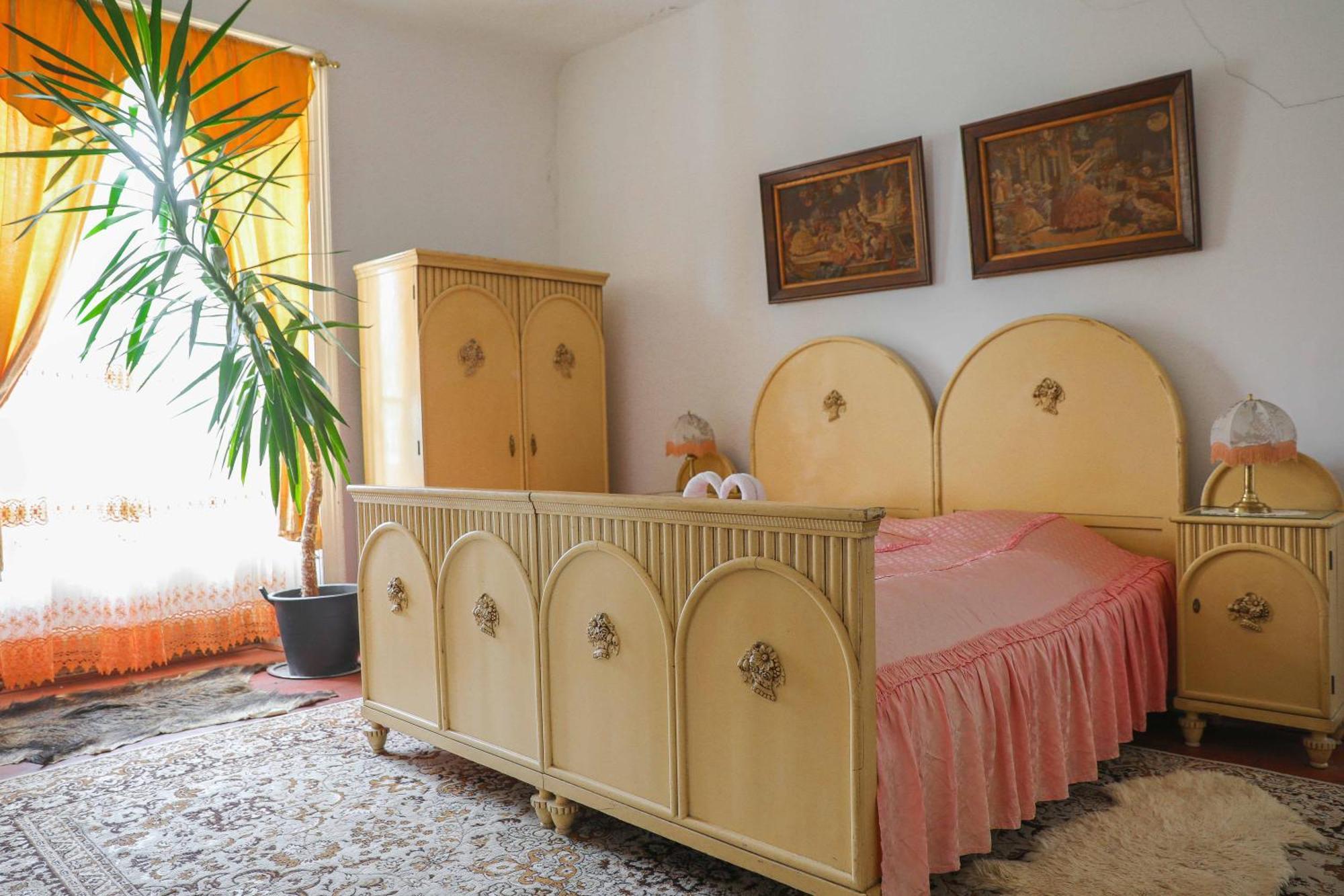 Zamek Usobi Apartment Luaran gambar