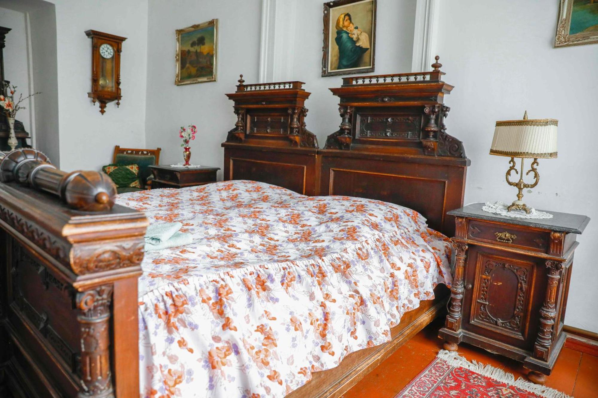 Zamek Usobi Apartment Luaran gambar
